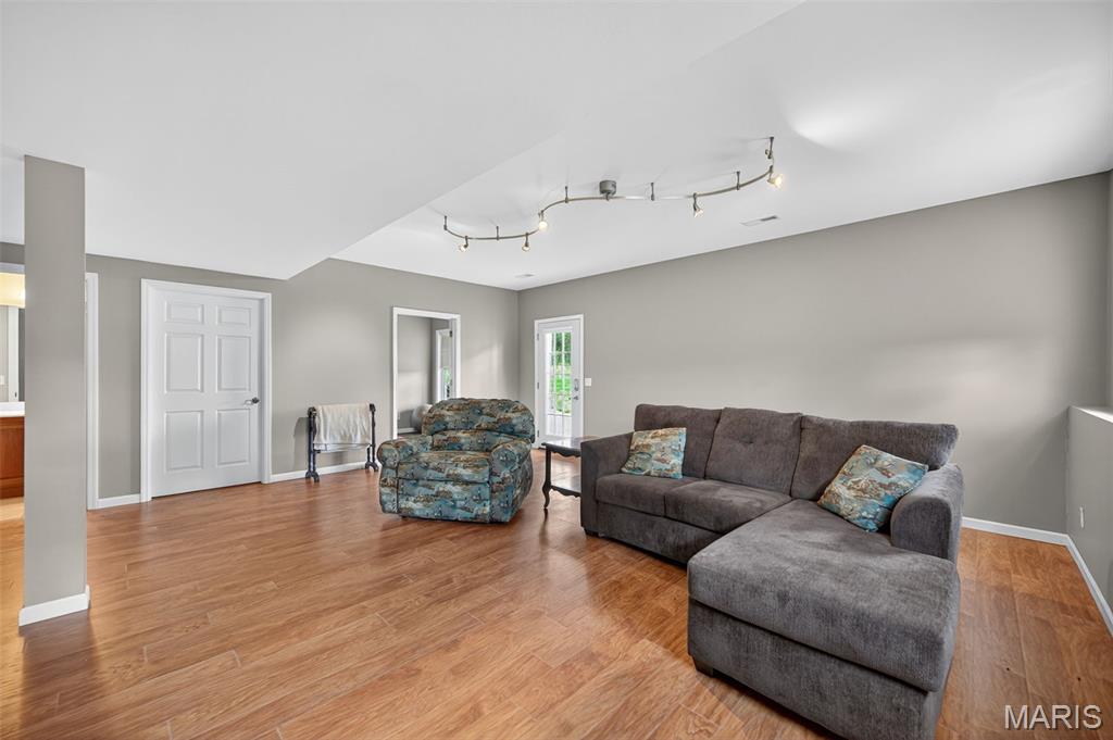 Troy, Missouri 63379, United States, 4 Bedrooms Bedrooms, ,6 BathroomsBathrooms,Residential,Active,195388