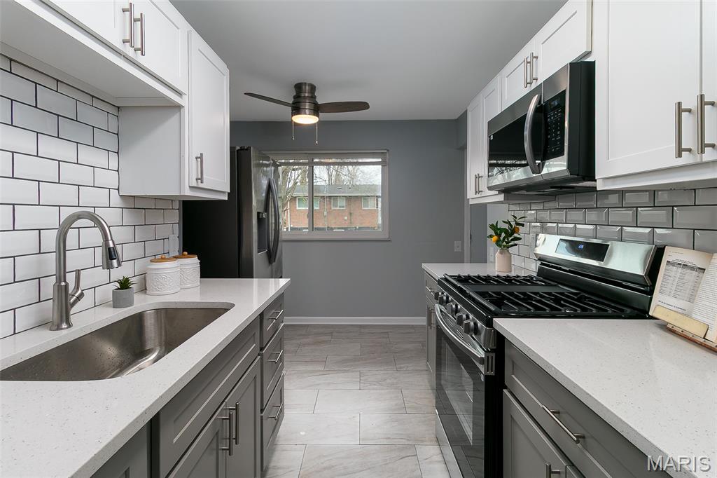 Hathaway Manor 7 - Residential