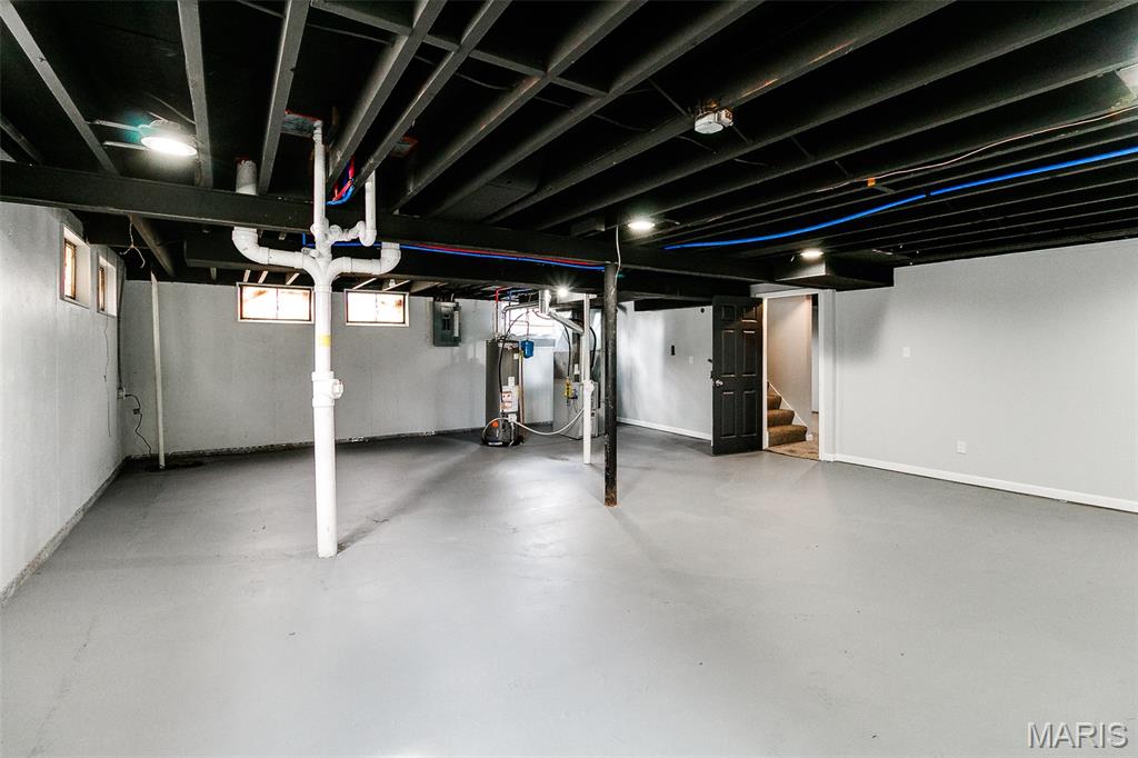 Hathaway Manor 7 - Residential