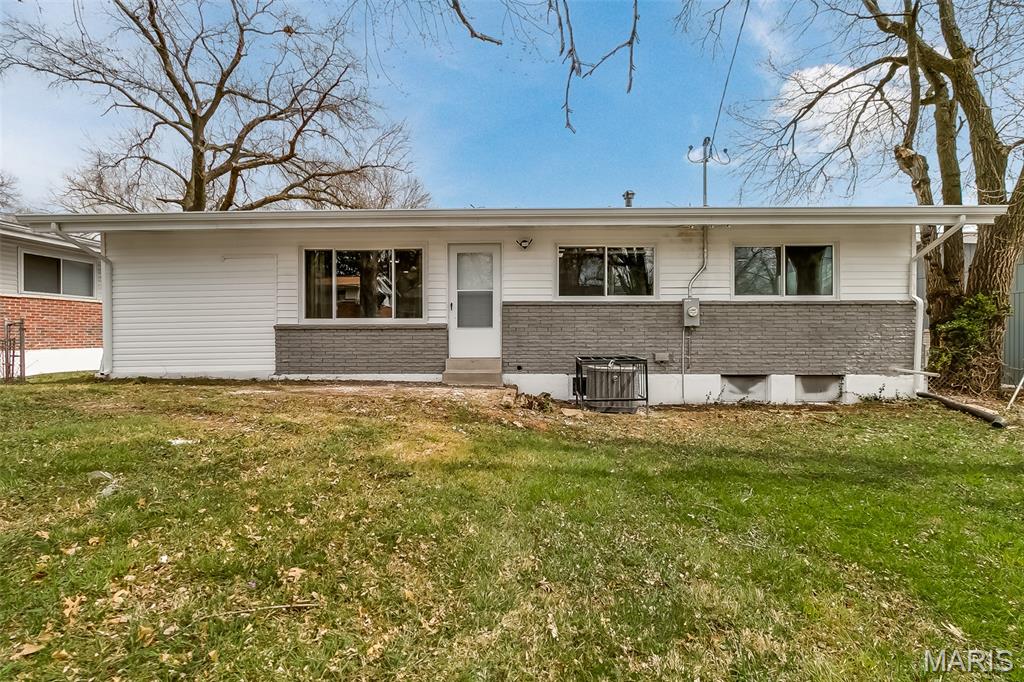 Hathaway Manor 7 - Residential