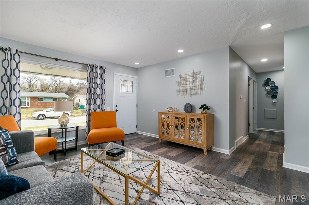 Hathaway Manor 7 - Residential