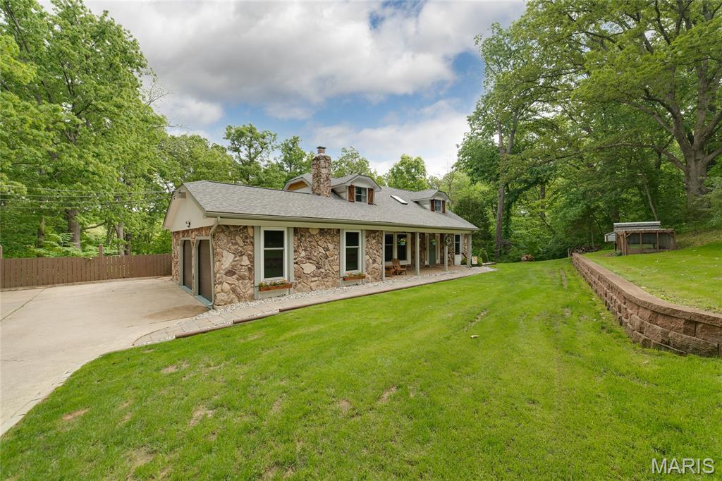458 Old Colony Road