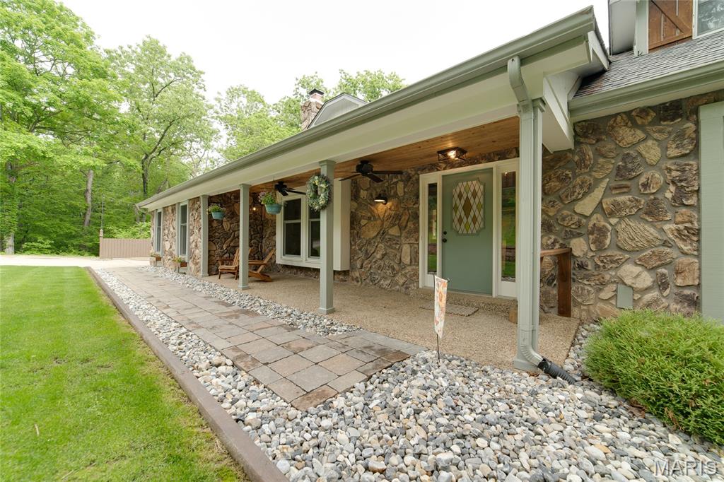 458 Old Colony Road
