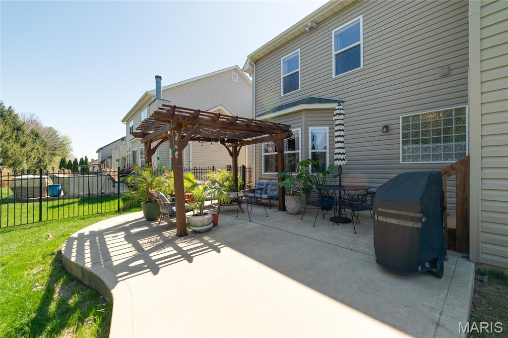 Manors At Orchard Glen - Residential