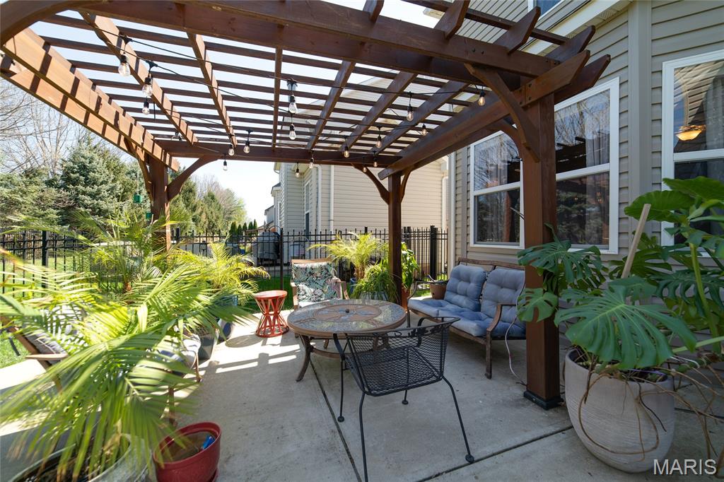 Manors At Orchard Glen - Residential