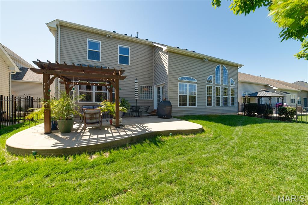 Manors At Orchard Glen - Residential