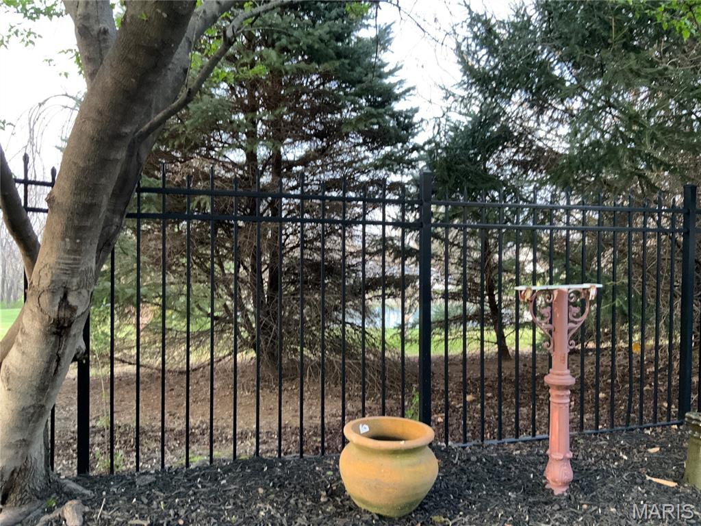 Manors At Orchard Glen - Residential