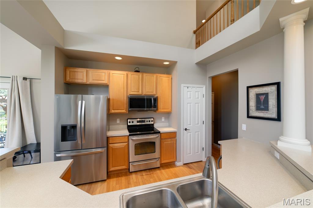 Manors At Orchard Glen - Residential