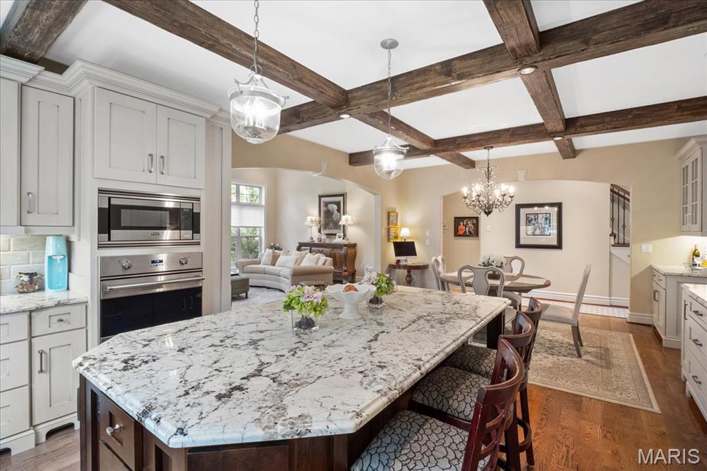 Pinetree Lt 12 Re 7417 1439 - Residential