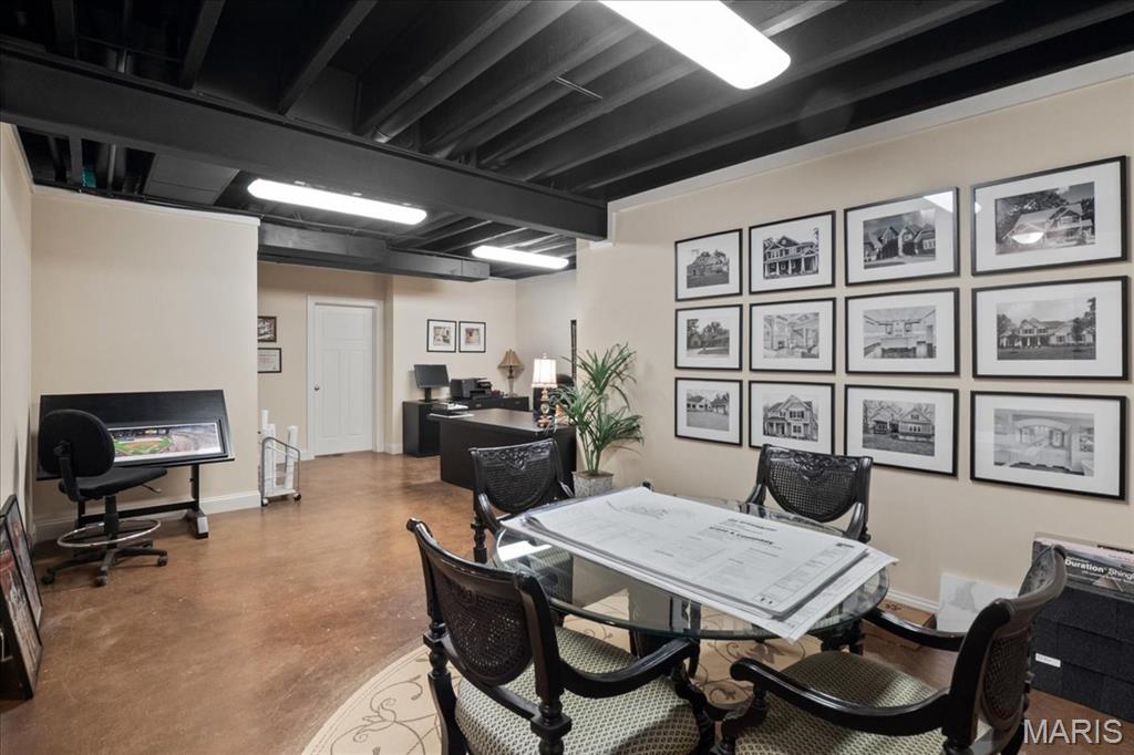 Pinetree Lt 12 Re 7417 1439 - Residential