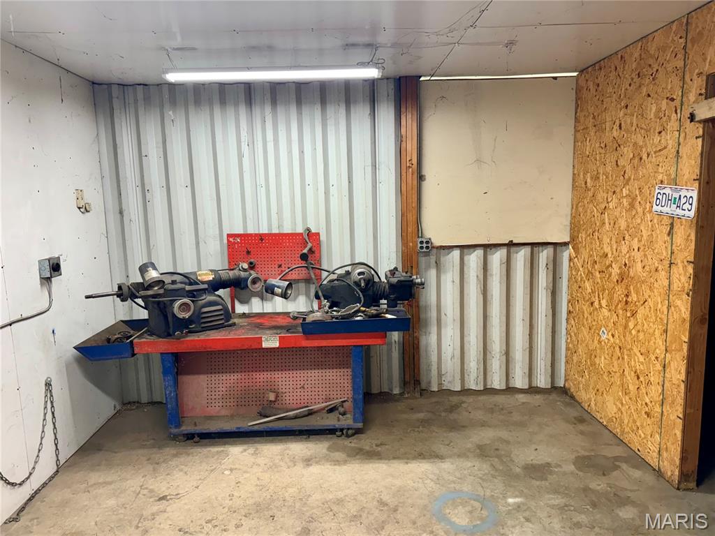none - Commercial Sale