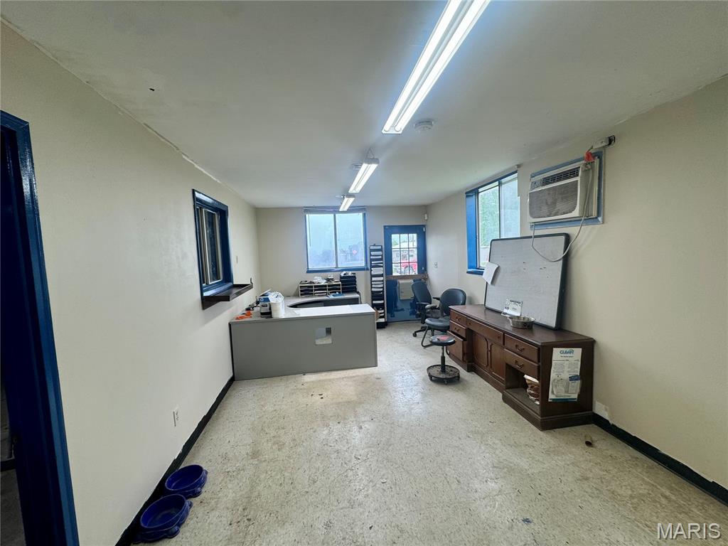 none - Commercial Sale