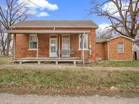 92 S Centennial Road Addieville IL 62214