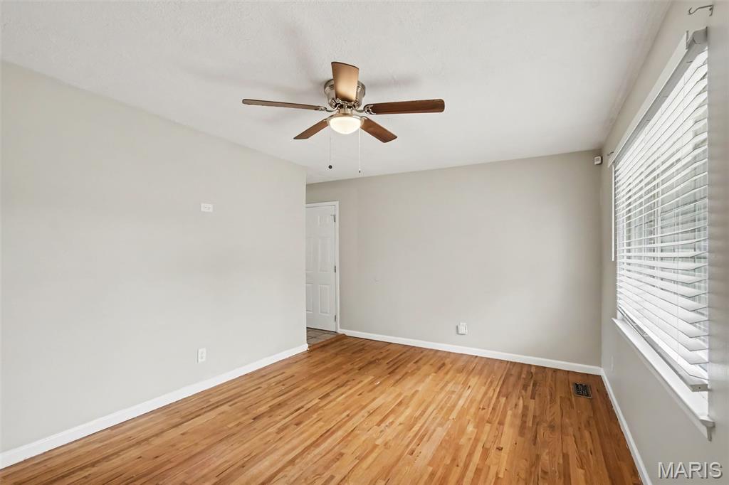 5329 Ville Angela Lane