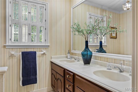 Tiny photo for 48 Muirfield Lane, Town and Country, MO 63141 (MLS # 26044320)