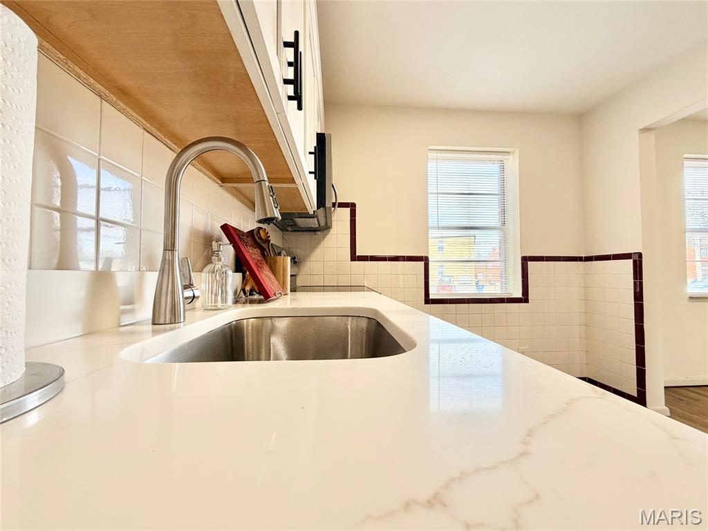 St Louis Hills Add 04 - Residential Lease