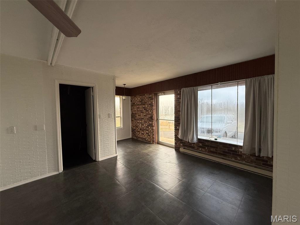 NA - Commercial Sale