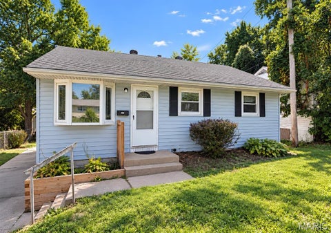 Photo of 452 Shepley Drive, St Louis, MO 63137 (MLS # 26060010)