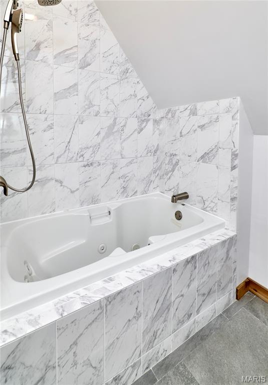 Lake Lawrence Estate - Residential