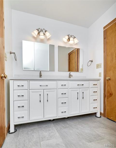 Tiny photo for 66 Lake Lawrence Lane, Troy, MO 63379 (MLS # 26014137)