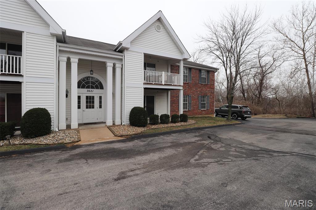 Lemay Place Condo Ph Three - Residential