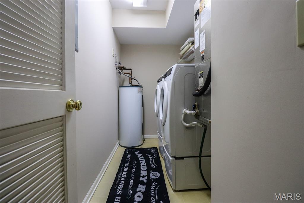 Lemay Place Condo Ph Three - Residential