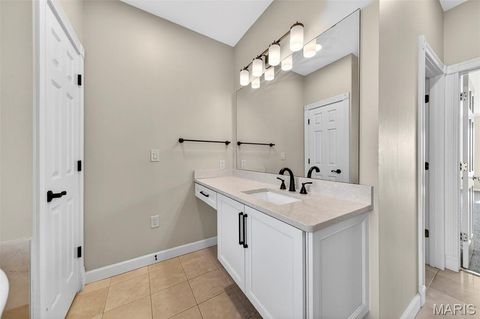 Tiny photo for 6686 Clifton Bluffs Court, St Louis, MO 63129 (MLS # 26017246)