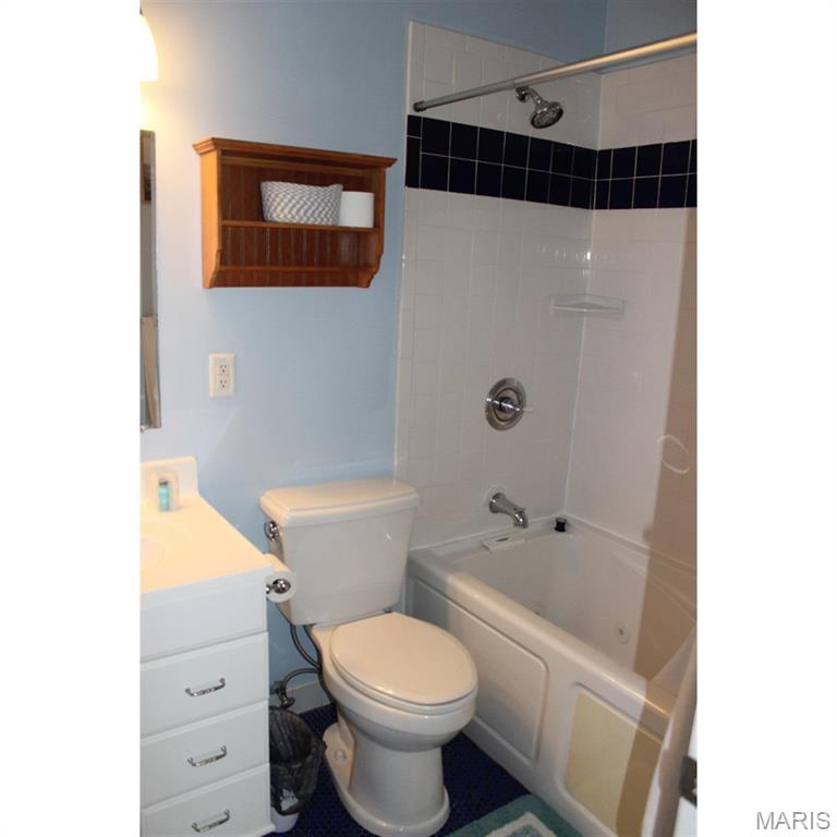 S D Barlows - Residential Income