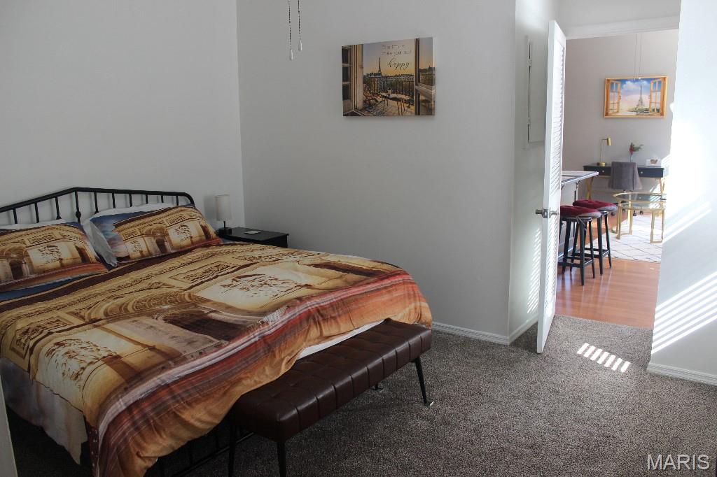 S D Barlows - Residential Income