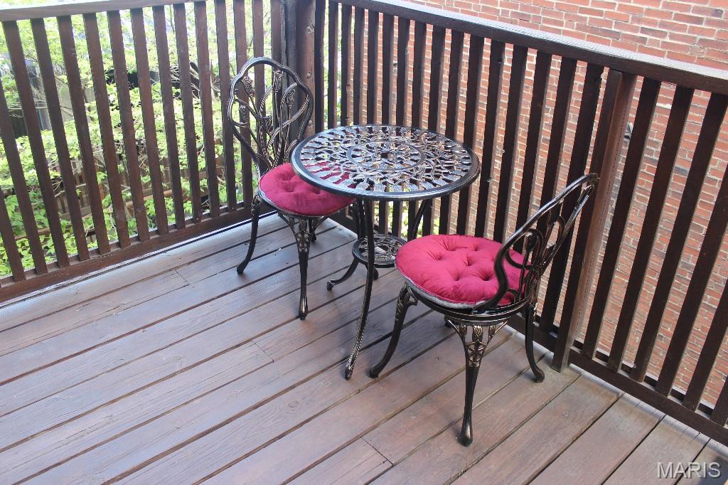 S D Barlows - Residential Income