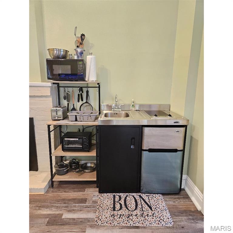 S D Barlows - Residential Income