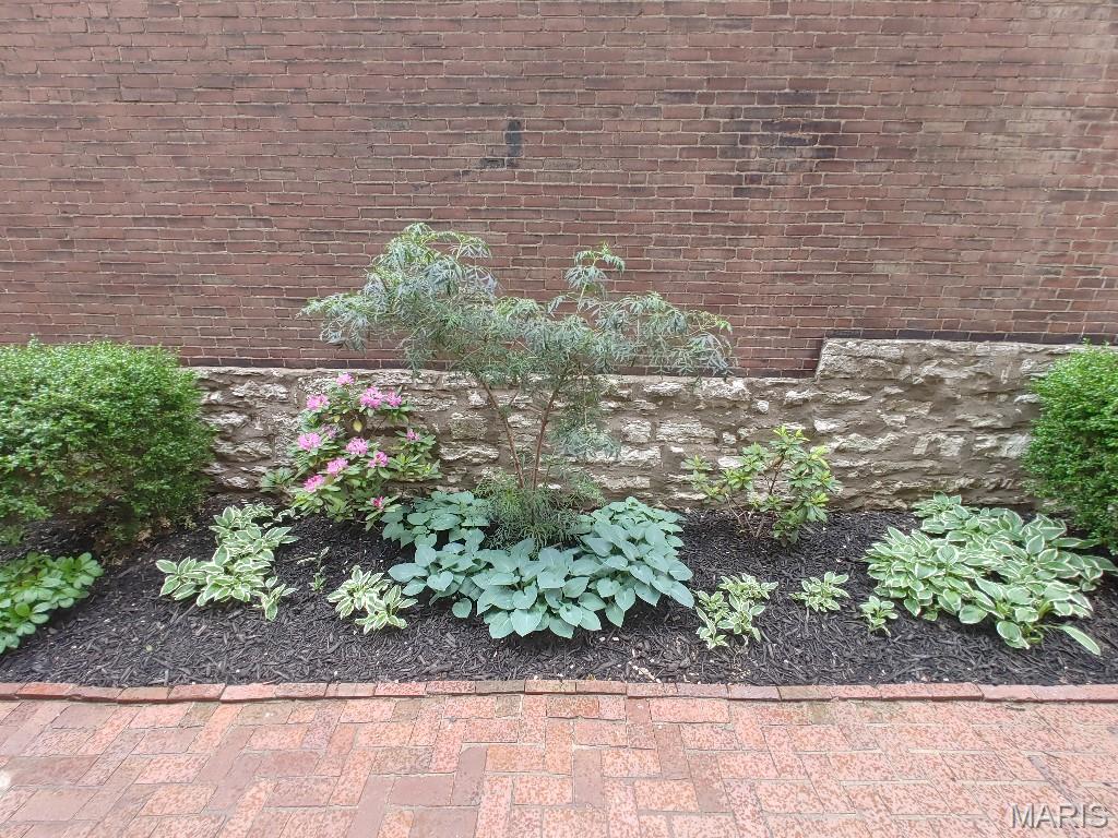 S D Barlows - Residential Income