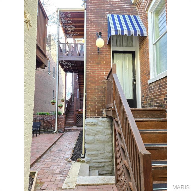 S D Barlows - Residential Income