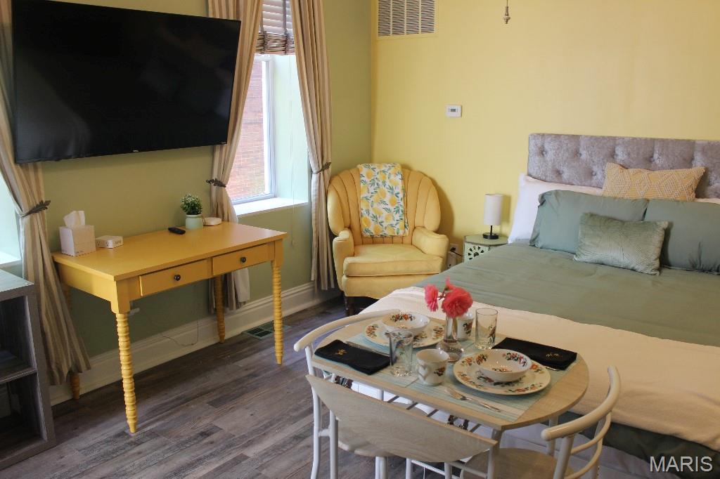 S D Barlows - Residential Income