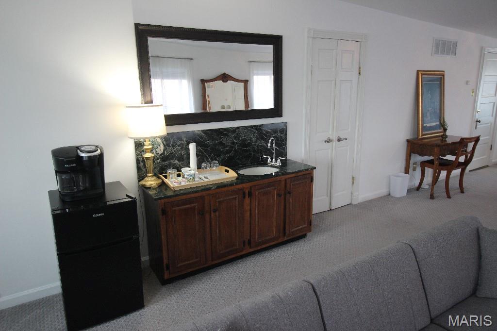 S D Barlows - Residential Income