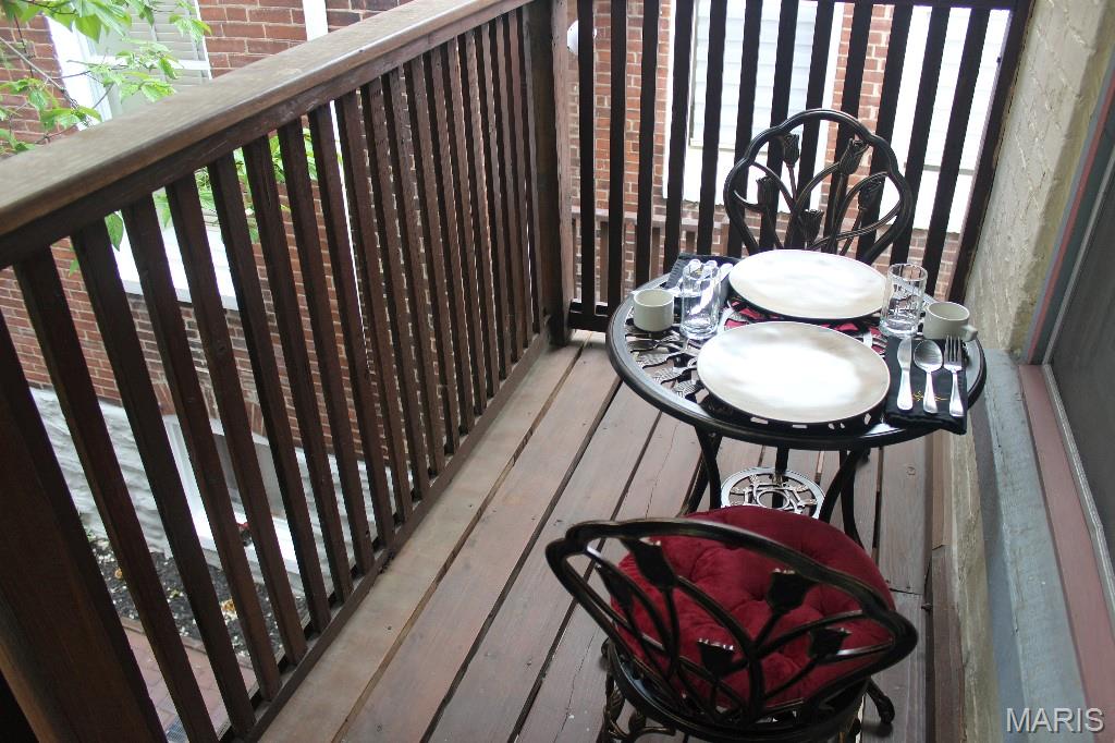 S D Barlows - Residential Income