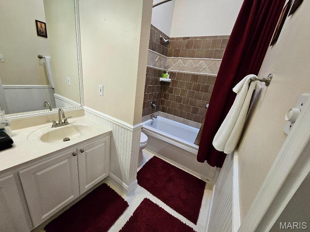 S D Barlows - Residential Income