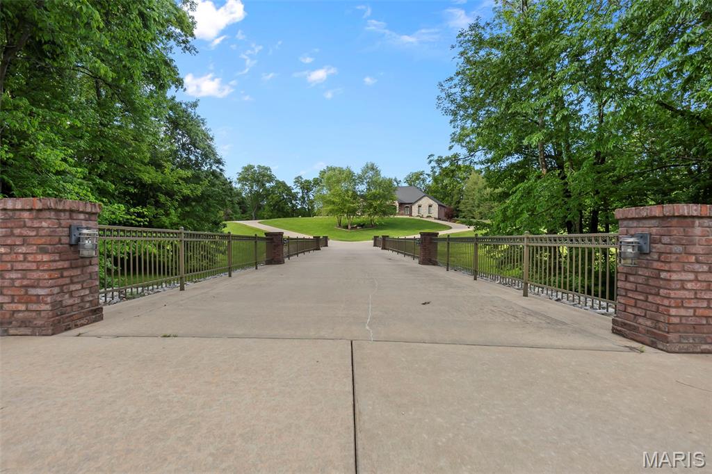 Quail Creek Estate - Residential