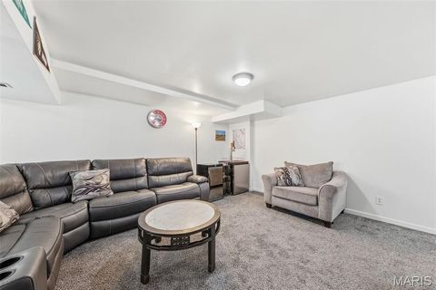 Tiny photo for 8 Westglen Court, St Peters, MO 63376 (MLS # 26018336)