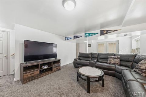 Tiny photo for 8 Westglen Court, St Peters, MO 63376 (MLS # 26018336)