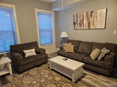 Tiny photo for 2035 Allen Avenue #2, St Louis, MO 63104 (MLS # 26003638)