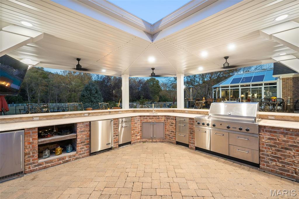 Summit View Place Lts 8 & 9 Bdy Adj - Residential