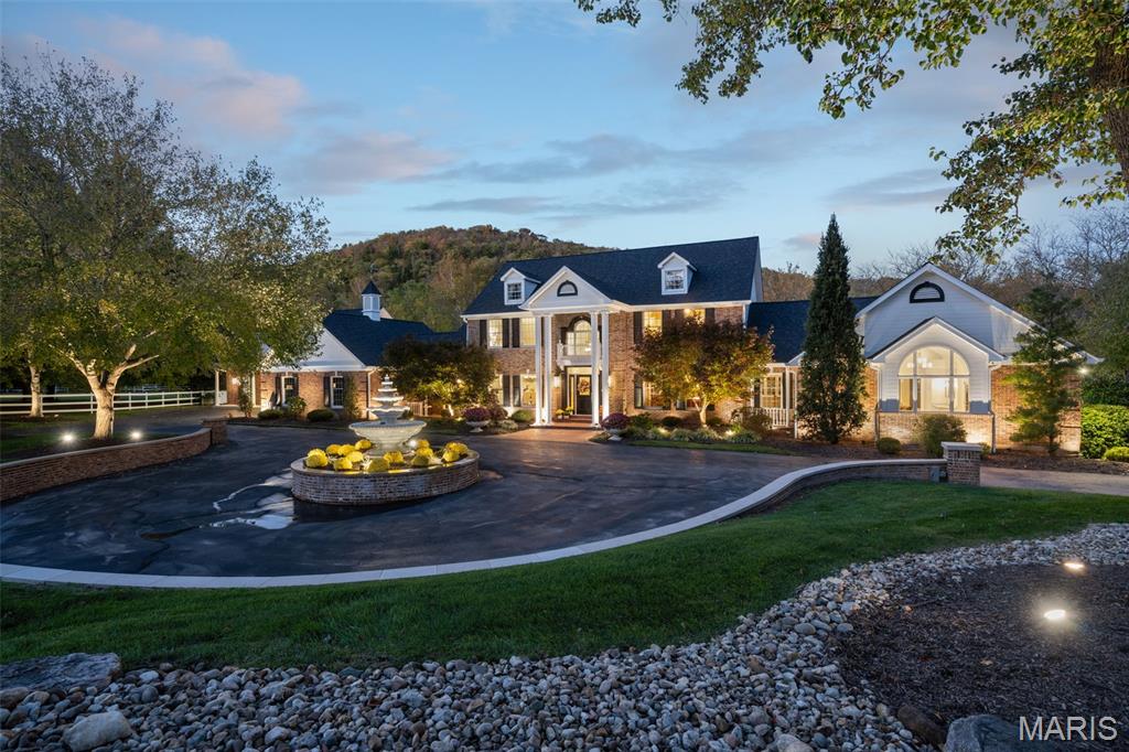 Summit View Place Lts 8 & 9 Bdy Adj - Residential