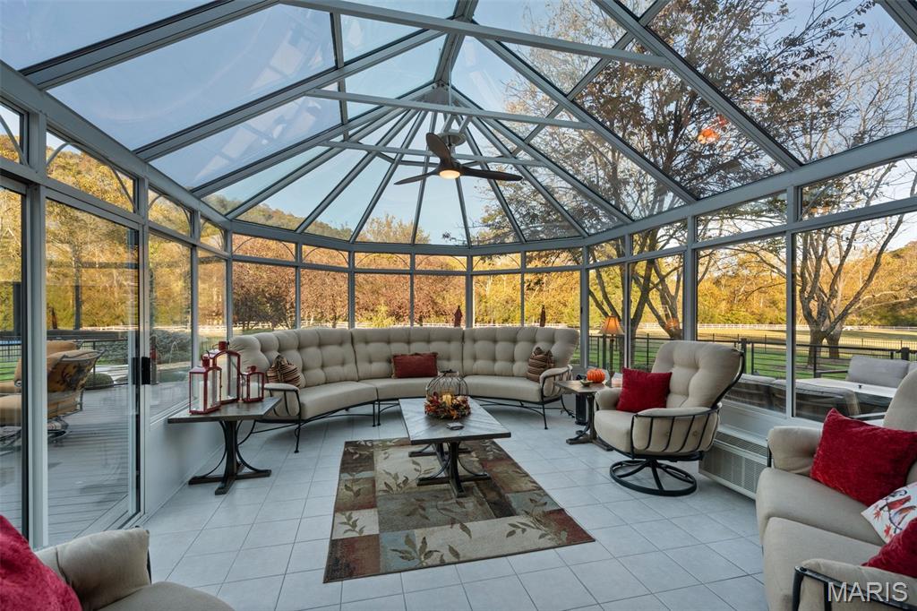 Summit View Place Lts 8 & 9 Bdy Adj - Residential