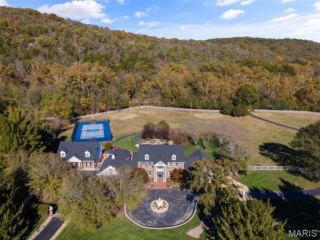 Summit View Place Lts 8 & 9 Bdy Adj - Residential