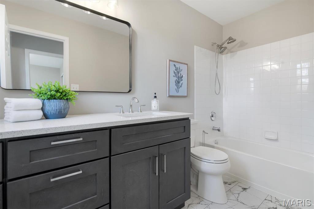 Stoney Mountain Village - Residential