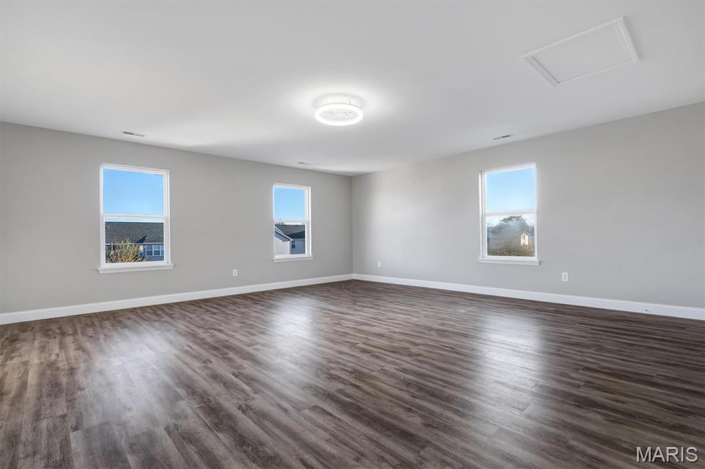 Stoney Mountain Village - Residential