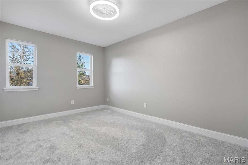 Stoney Mountain Village - Residential