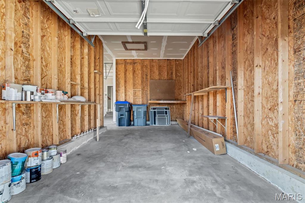 Stoney Mountain Village - Residential