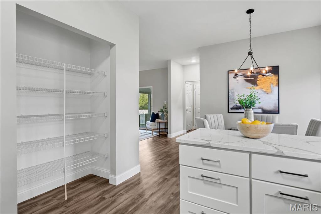 Stoney Mountain Village - Residential